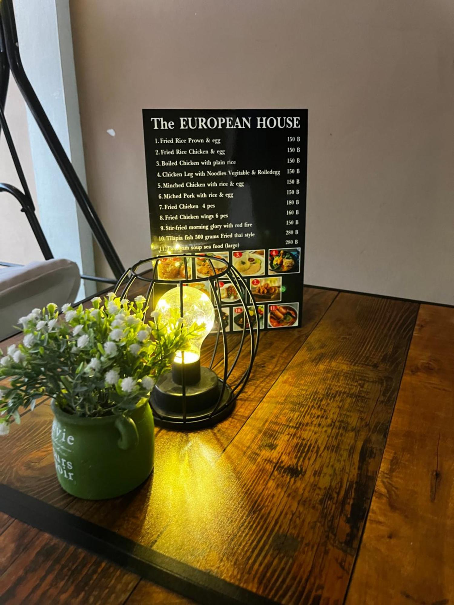 The European House Pattaya Bed and Breakfast Exteriör bild
