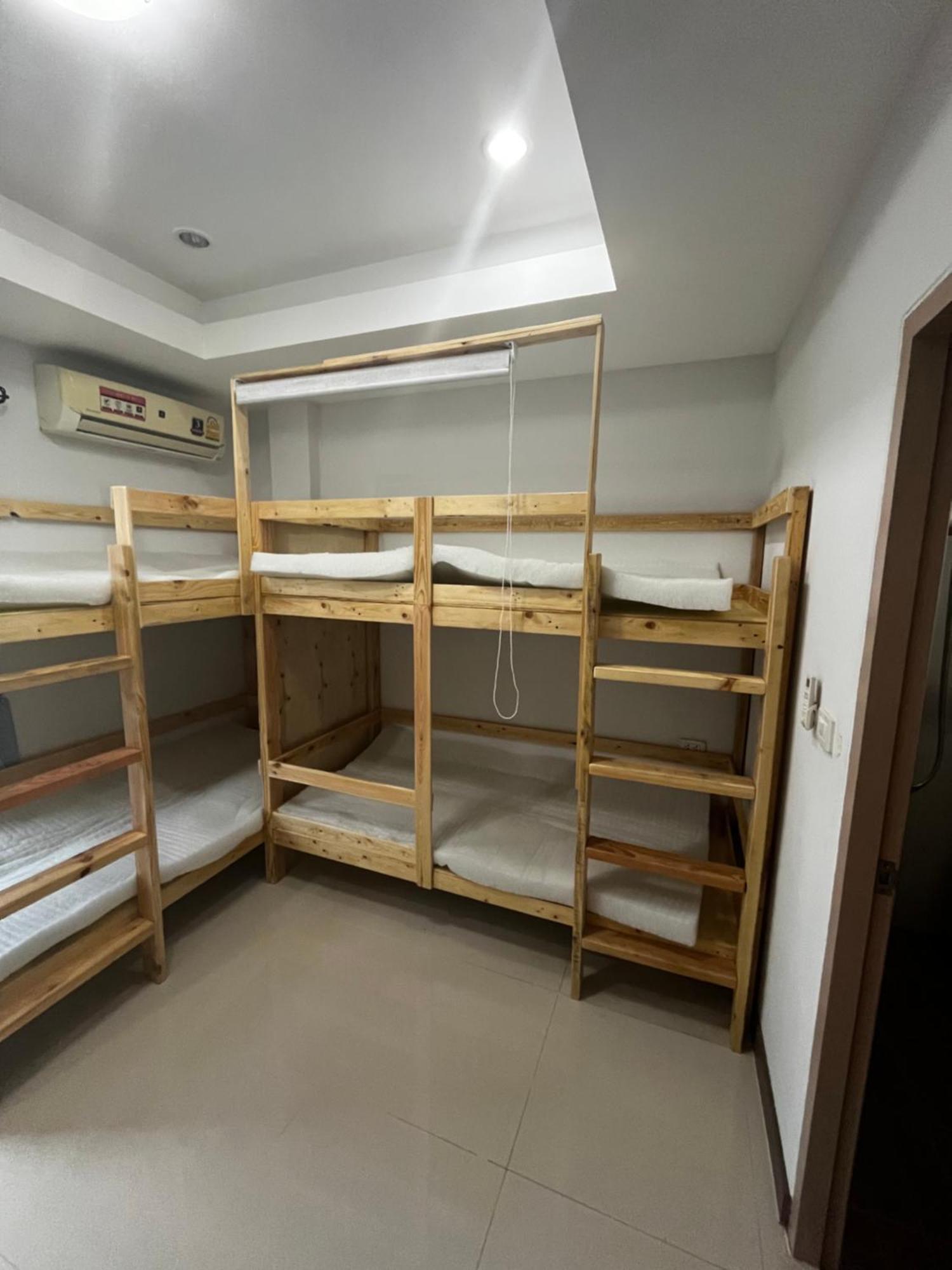 The European House Pattaya Bed and Breakfast Exteriör bild