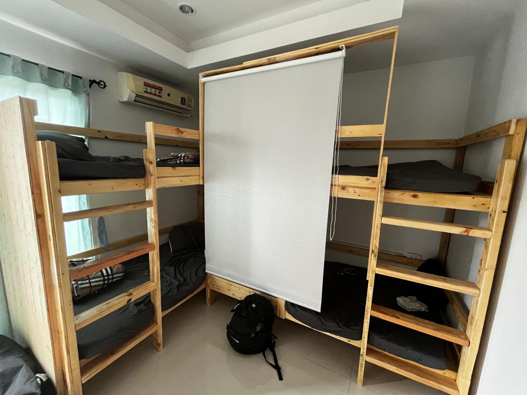 The European House Pattaya Bed and Breakfast Exteriör bild